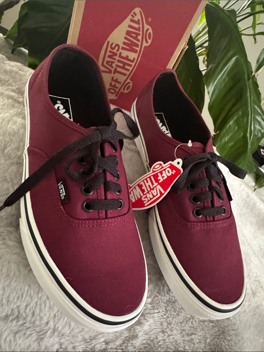 Vans Authentic "Port Royal" Low-Top Burgundy Sneakers - Men's 8 / Women's 9.5